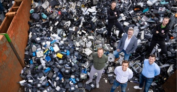 A&M Recycling in magazine Friends In Business: ‘Van schrootboer tot visionair’ afbeelding